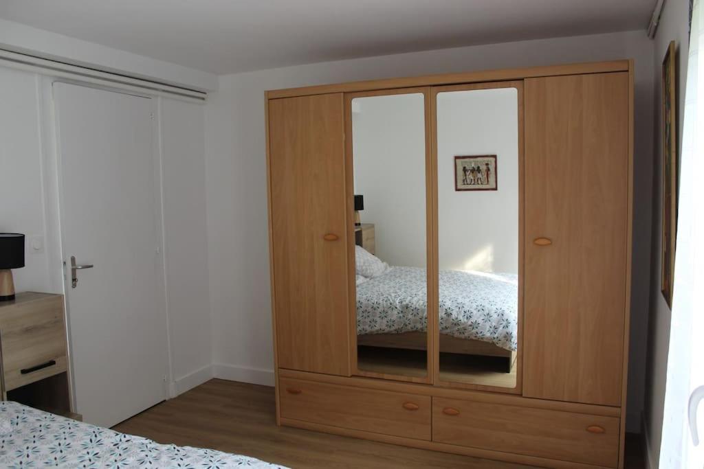 Entierement Renove A Les Bains Avec Jardin Apartment *